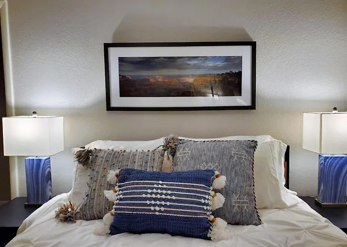 - Cozymesaapartment-fullyequipped-2br-2ba Mesa
